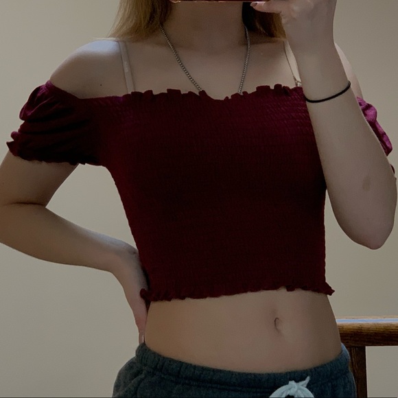Garage crop top - Picture 2 of 3